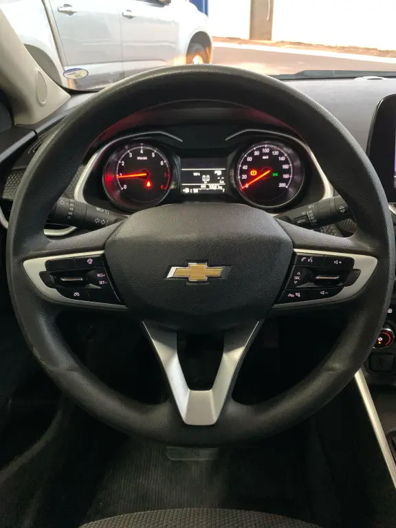 CHEVROLET Onix Sedan - Foto