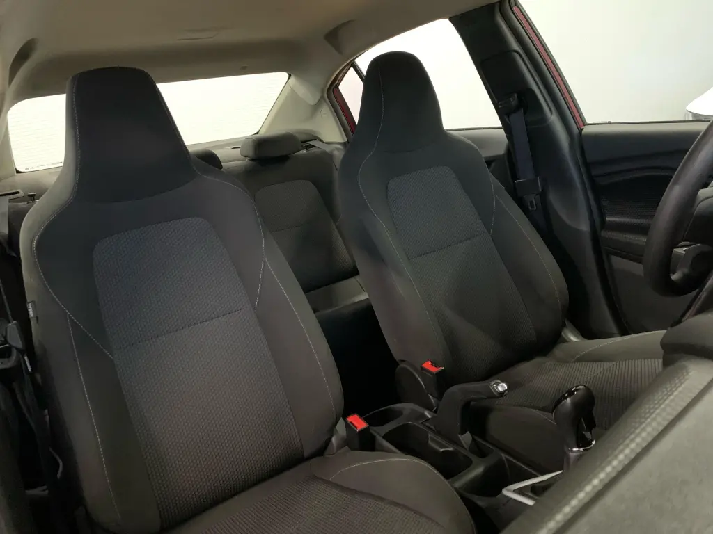 CHEVROLET Onix Sedan - Foto