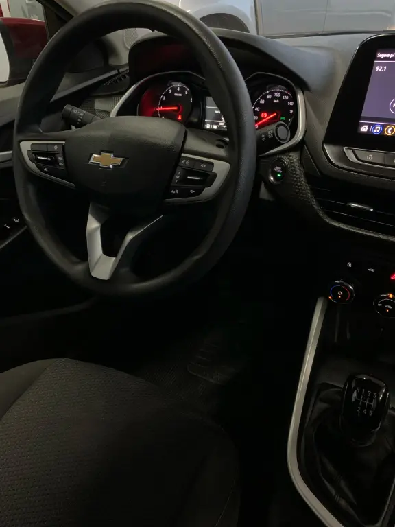 CHEVROLET Onix Sedan - Foto