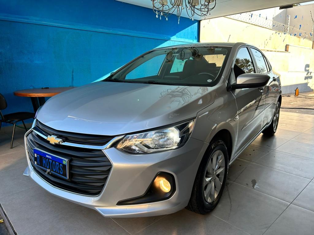 CHEVROLET Onix Sedan - Foto