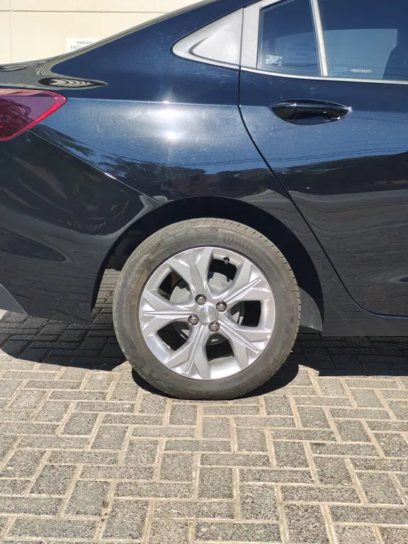 CHEVROLET Onix Sedan - Miniatura