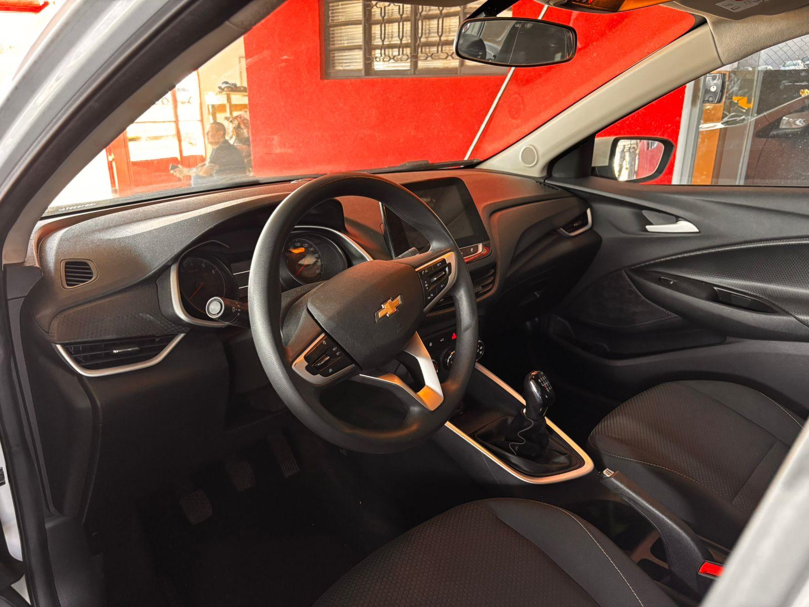 CHEVROLET Onix Sedan - Foto