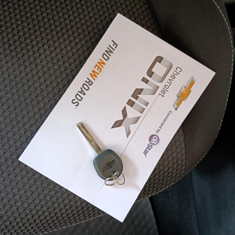 CHEVROLET Onix Sedan - Foto