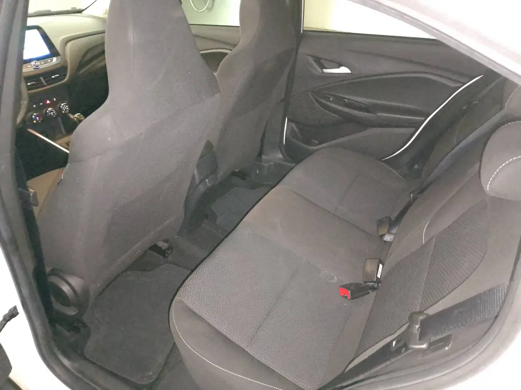 CHEVROLET Onix Sedan - Foto