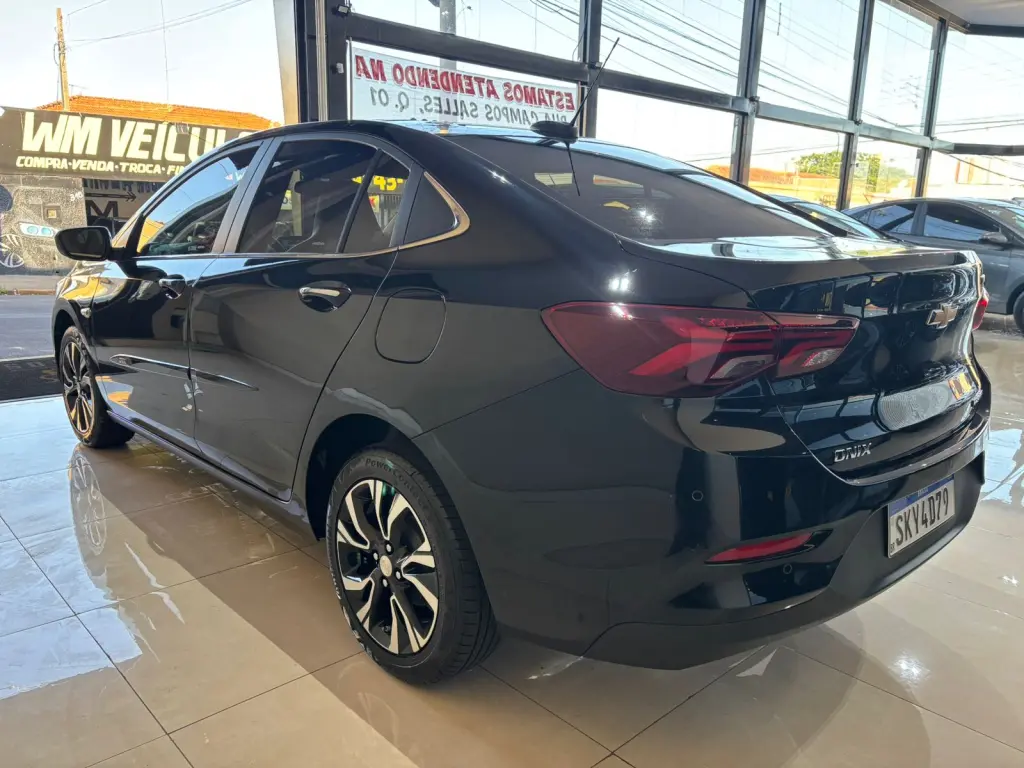 CHEVROLET Onix Sedan - Foto