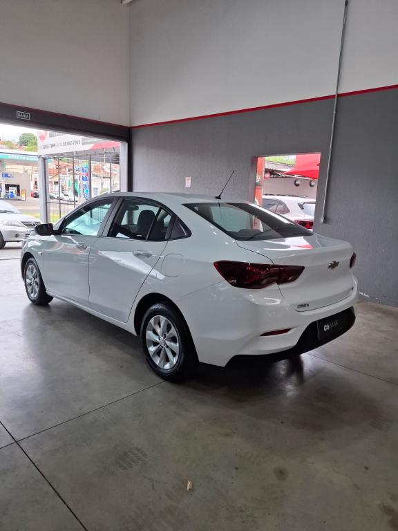CHEVROLET Onix Sedan - Foto