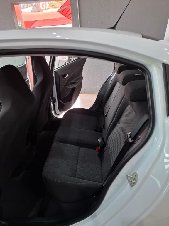 CHEVROLET Onix Sedan - Foto