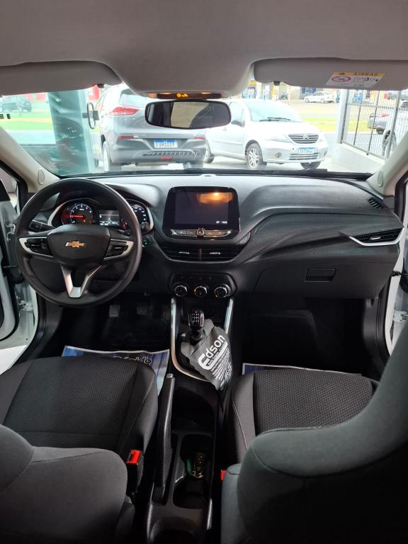 CHEVROLET Onix Sedan - Foto