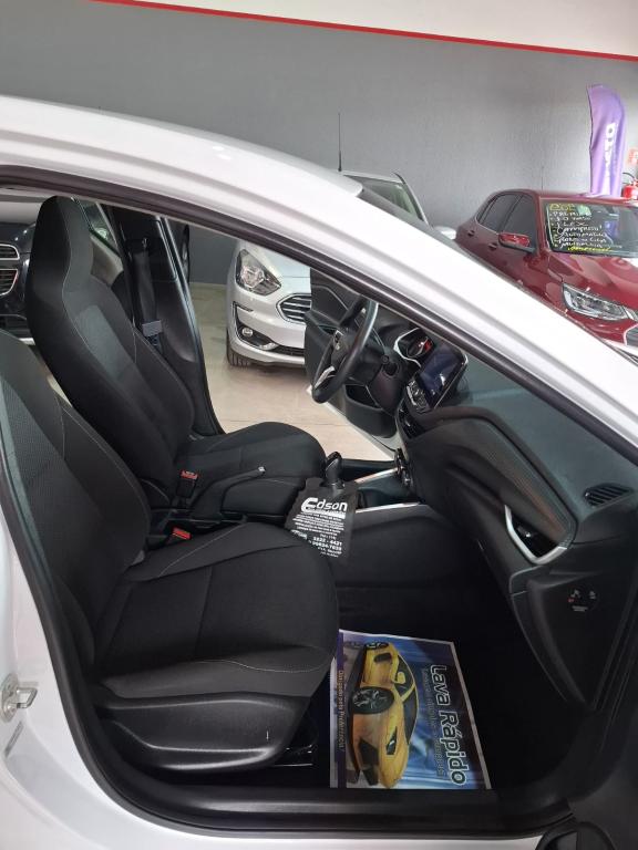 CHEVROLET Onix Sedan - Foto