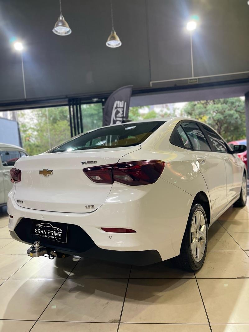 CHEVROLET Onix Sedan - Foto