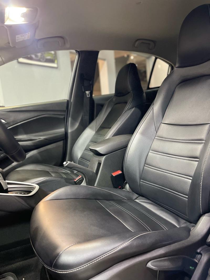 CHEVROLET Onix Sedan - Foto