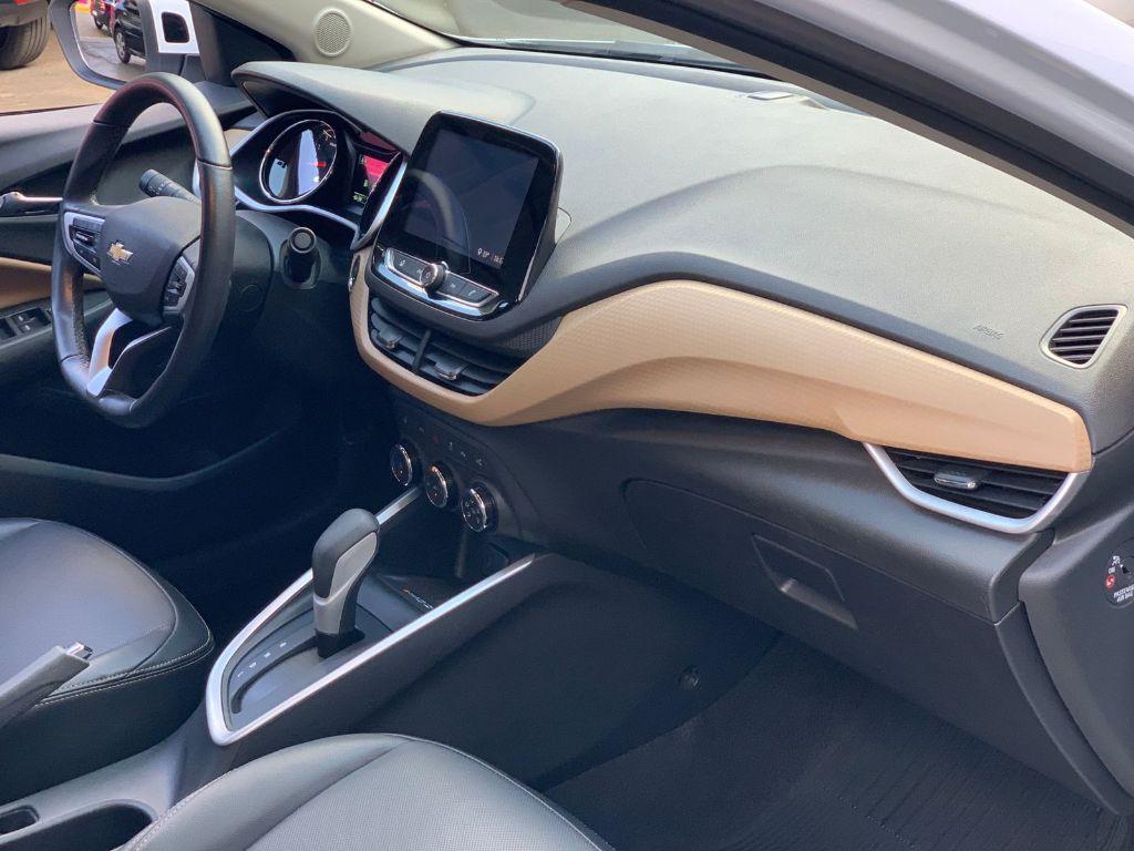CHEVROLET Onix Sedan - Foto