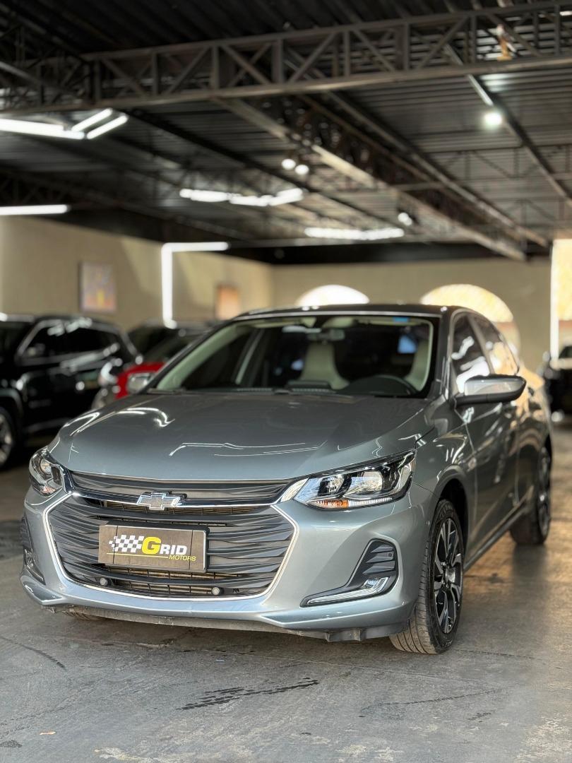 CHEVROLET Onix Sedan - Foto