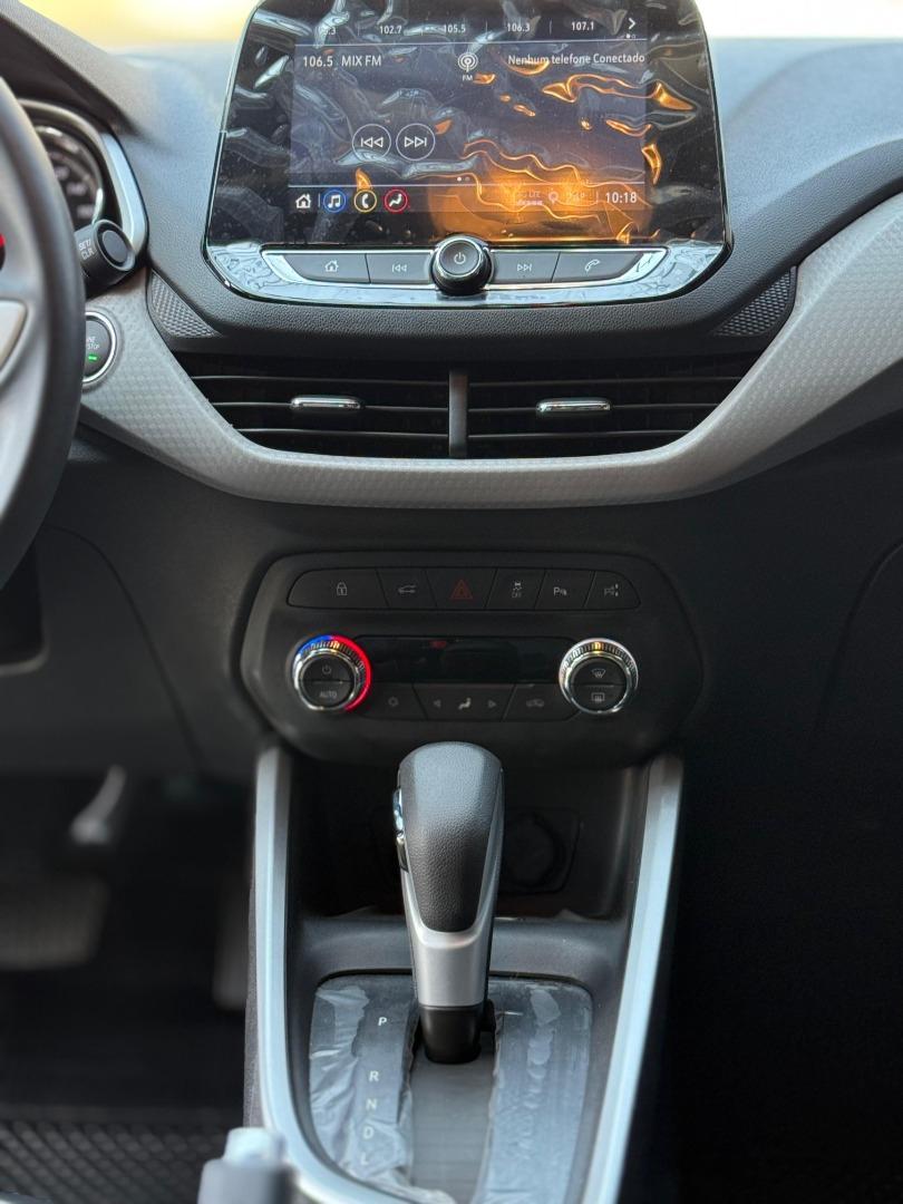 CHEVROLET Onix Sedan - Foto