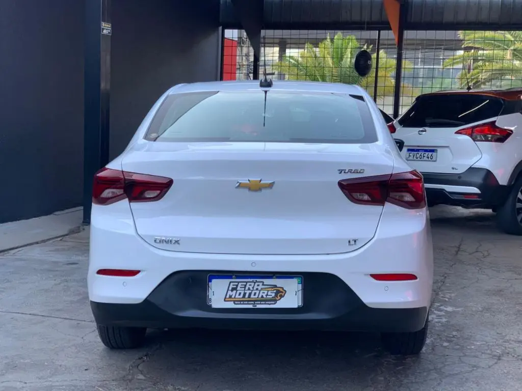 CHEVROLET Onix Sedan - Foto