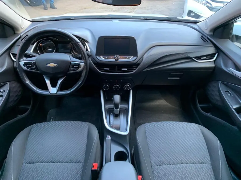 CHEVROLET Onix Sedan - Foto