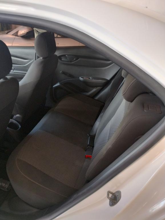 CHEVROLET Onix Sedan - Foto