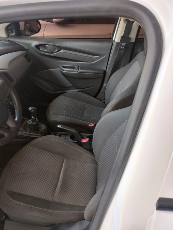 CHEVROLET Onix Sedan - Foto