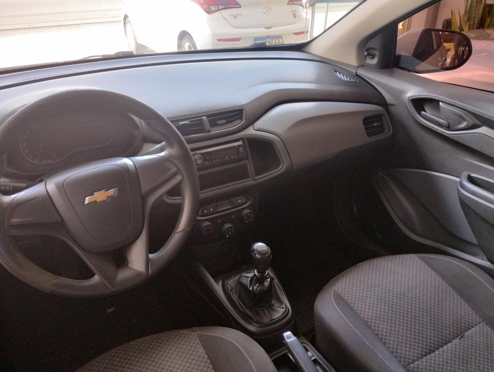 CHEVROLET Onix Sedan - Foto