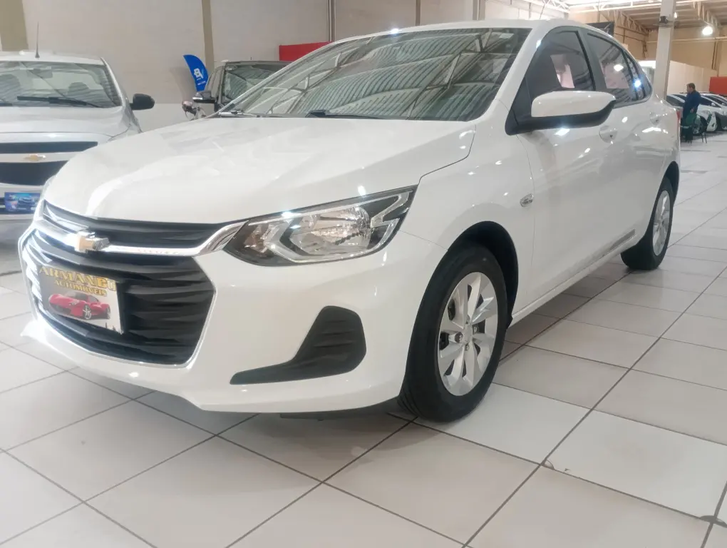 CHEVROLET Onix Sedan - Foto