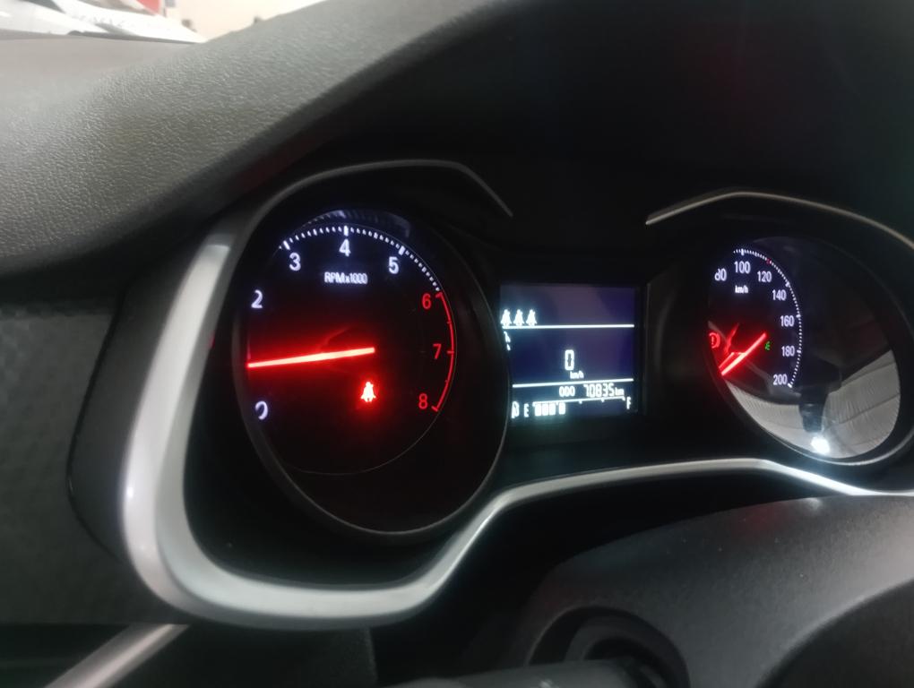 CHEVROLET Onix Sedan - Foto