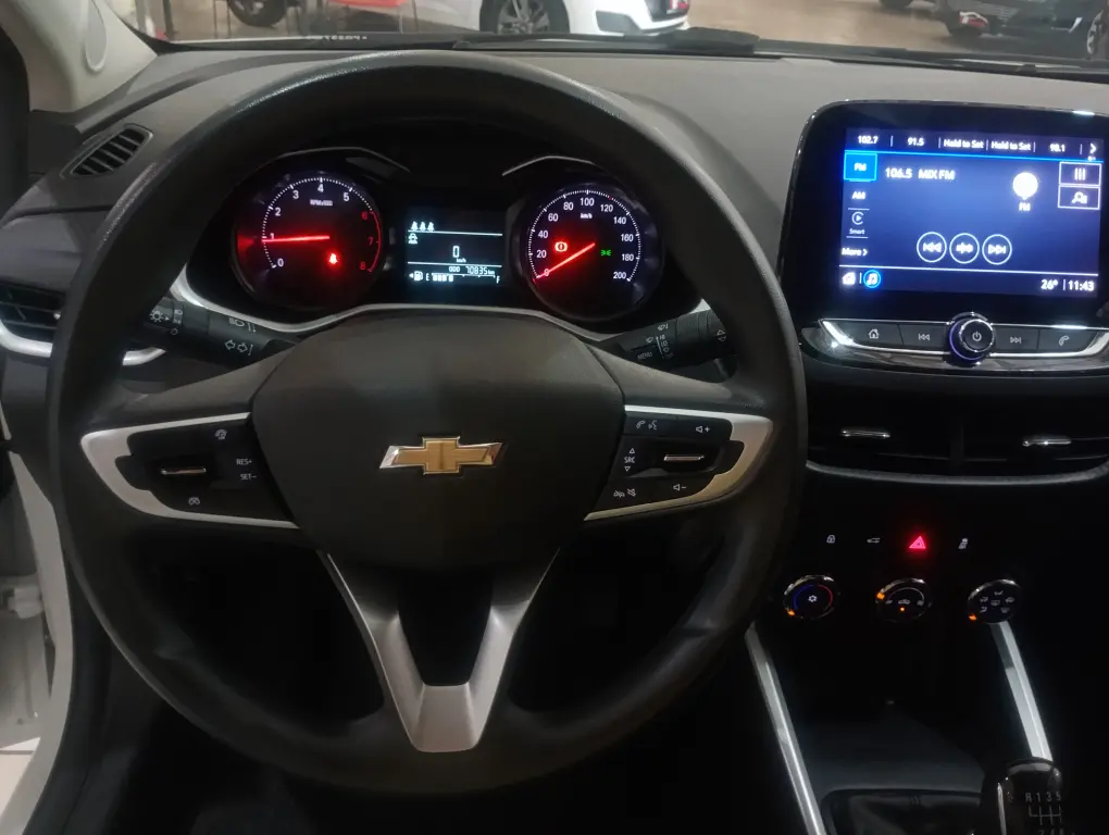 CHEVROLET Onix Sedan - Foto
