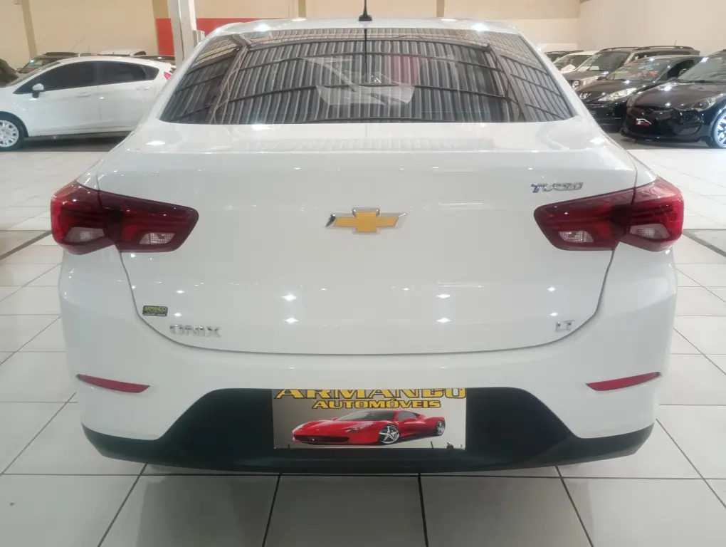 CHEVROLET Onix Sedan - Foto