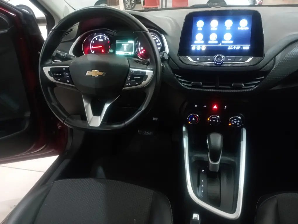 CHEVROLET Onix Sedan - Foto