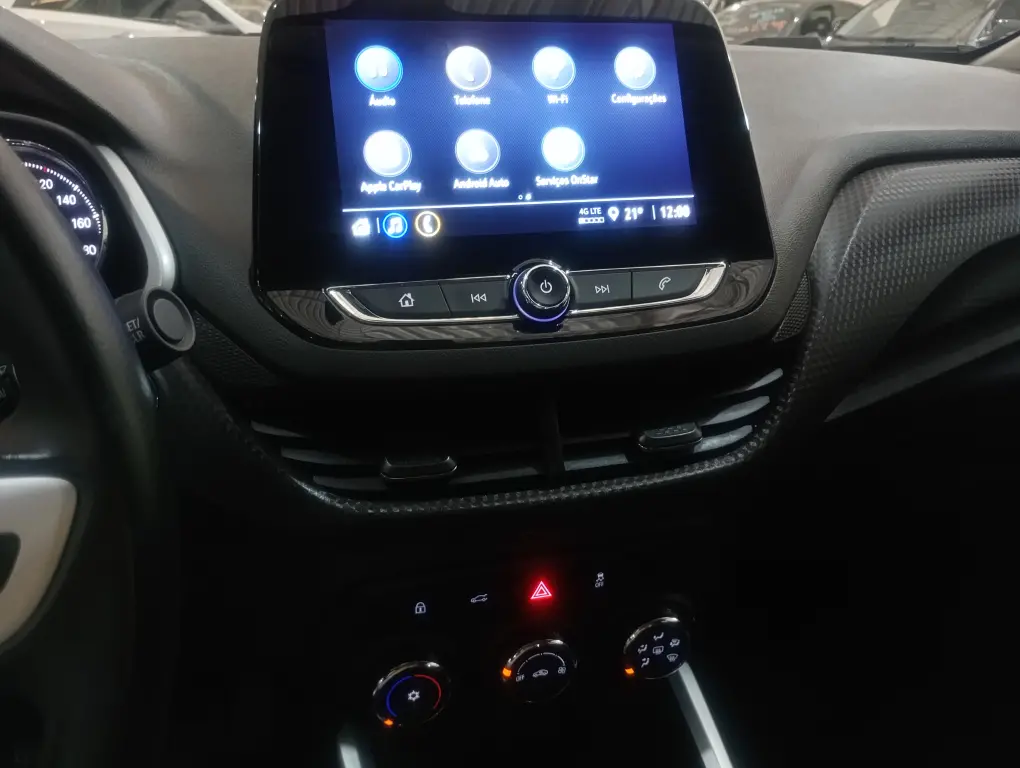 CHEVROLET Onix Sedan - Foto