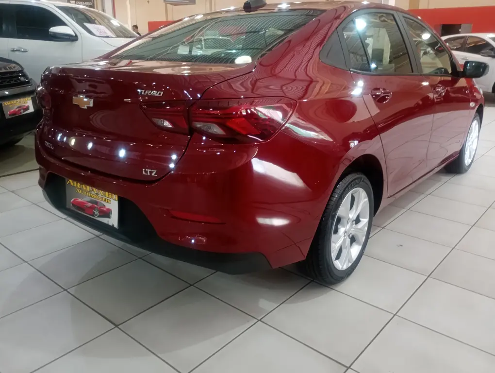 CHEVROLET Onix Sedan - Foto
