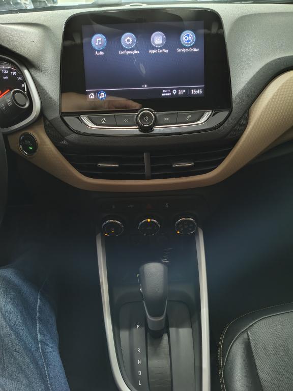 CHEVROLET Onix Sedan - Foto