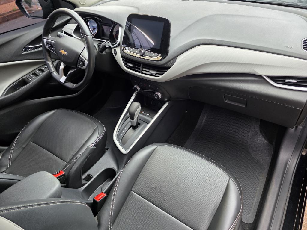 CHEVROLET Onix Sedan - Foto