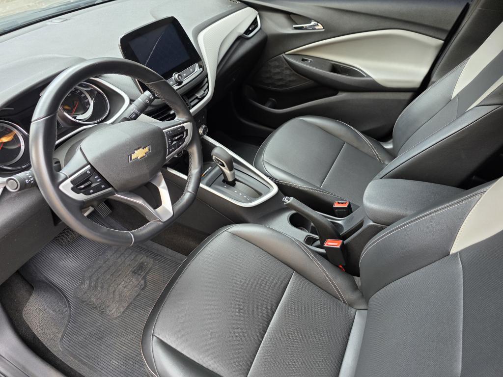 CHEVROLET Onix Sedan - Foto