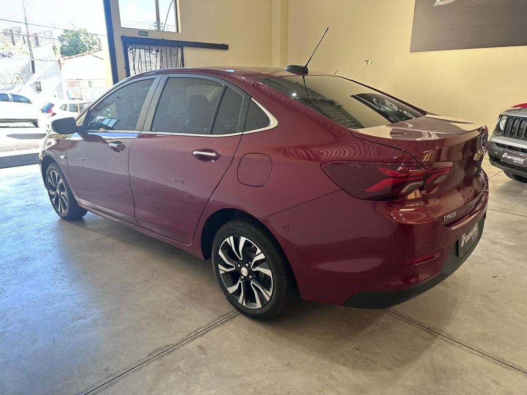 CHEVROLET Onix Sedan - Foto