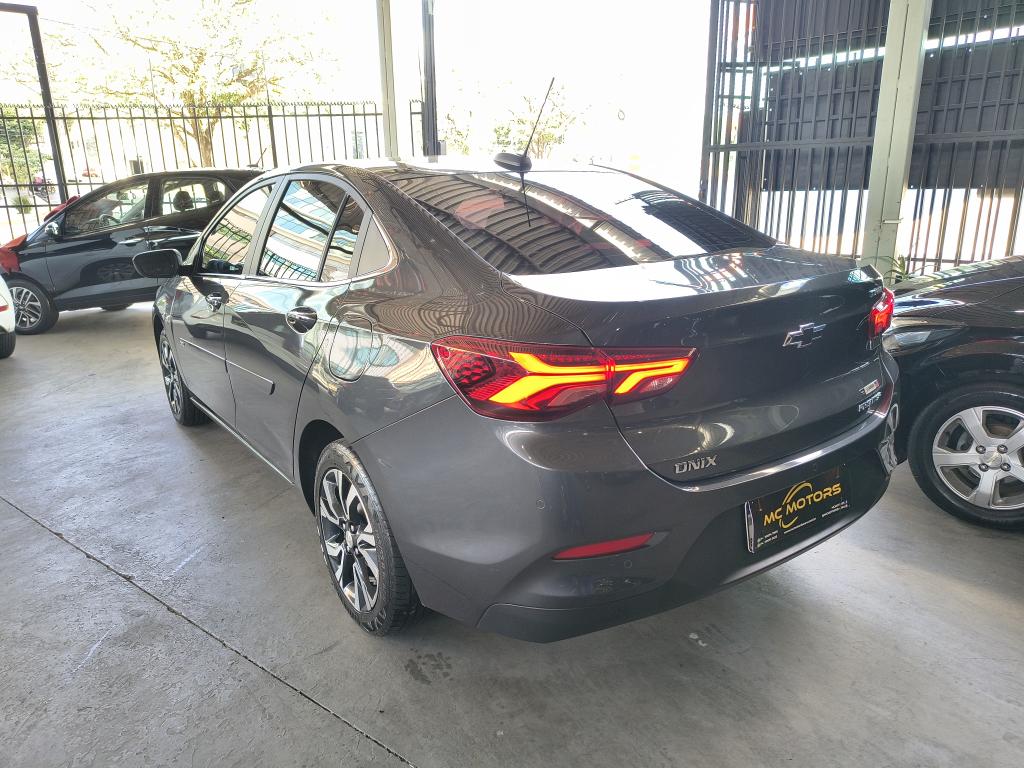 CHEVROLET Onix Sedan - Foto