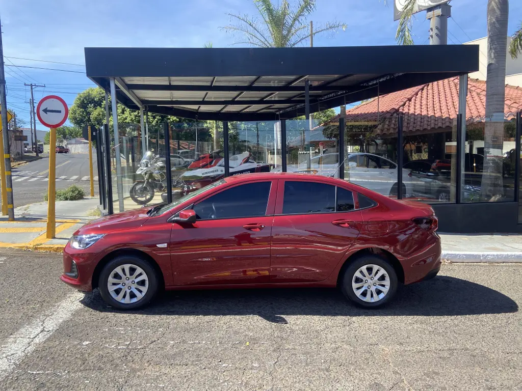 CHEVROLET Onix Sedan - Foto