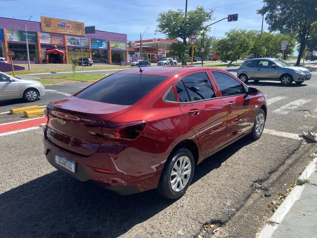 CHEVROLET Onix Sedan - Foto