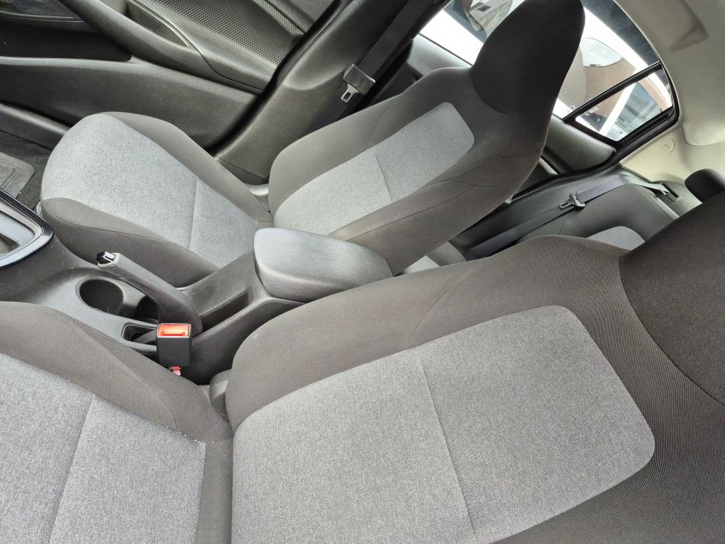 CHEVROLET Onix Sedan - Foto