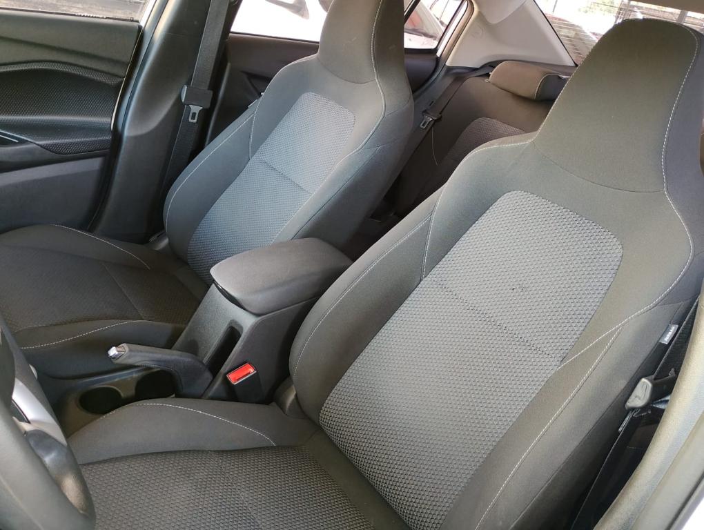 CHEVROLET Onix Sedan - Foto