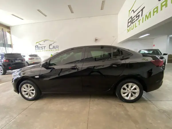 CHEVROLET Onix Sedan - Foto