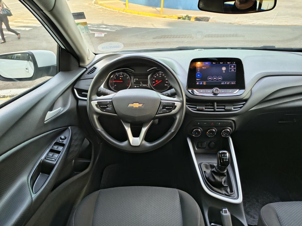 CHEVROLET Onix Sedan - Foto