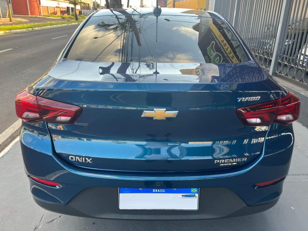 CHEVROLET Onix Sedan - Foto