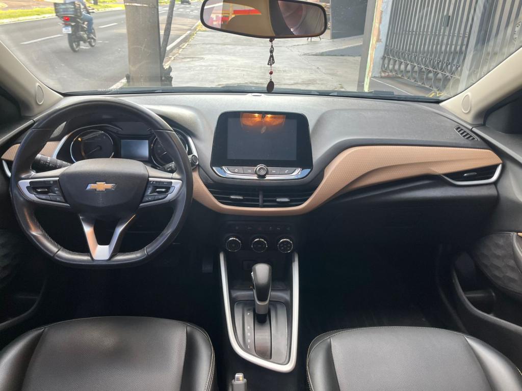 CHEVROLET Onix Sedan - Foto