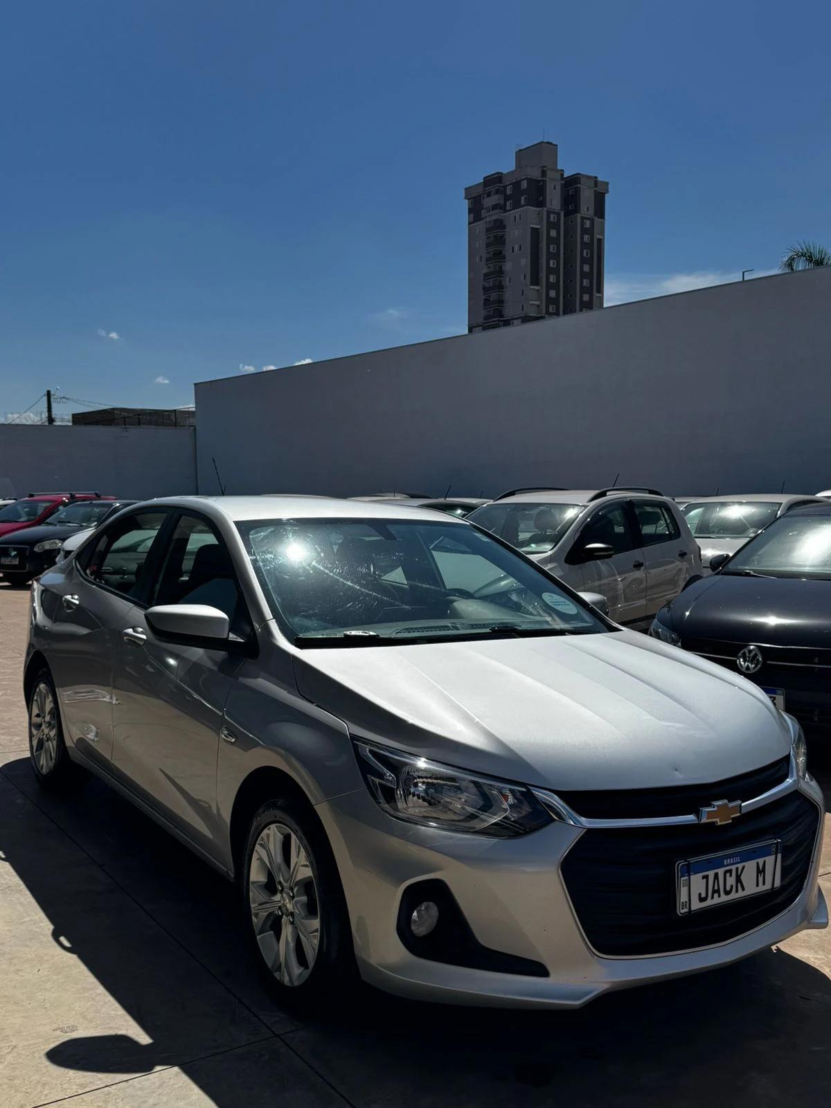 CHEVROLET Onix Sedan - Foto
