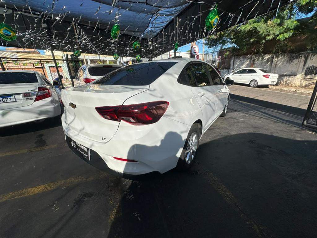 CHEVROLET Onix Sedan - Foto