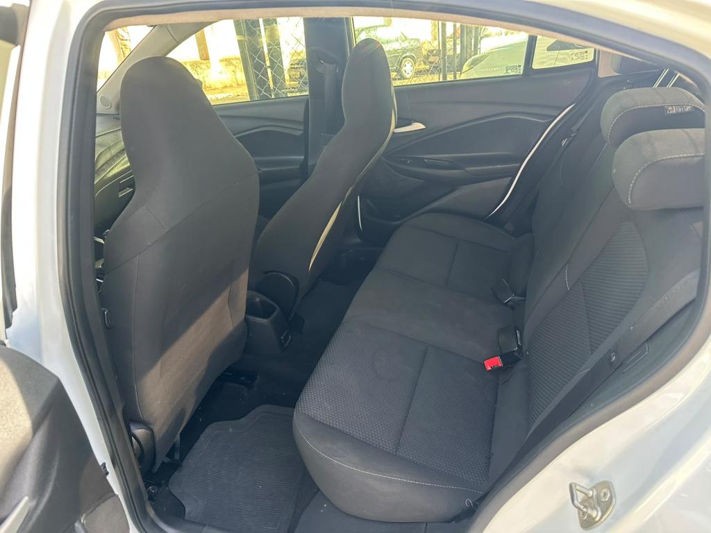 CHEVROLET Onix Sedan - Foto