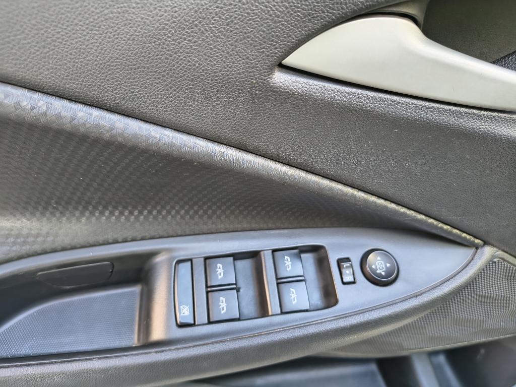 CHEVROLET Onix Sedan - Foto