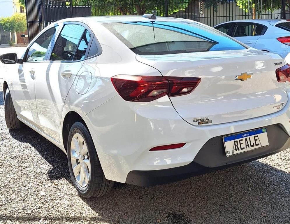 CHEVROLET Onix Sedan - Foto