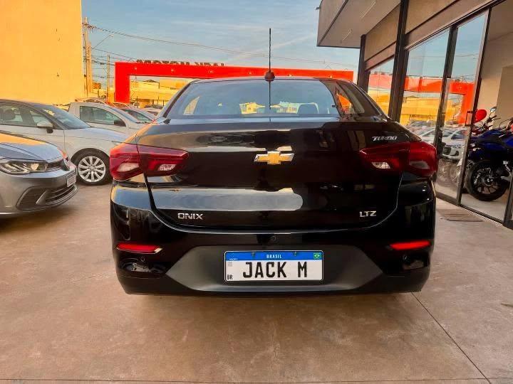 CHEVROLET Onix Sedan - Foto
