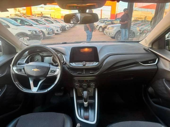 CHEVROLET Onix Sedan - Foto